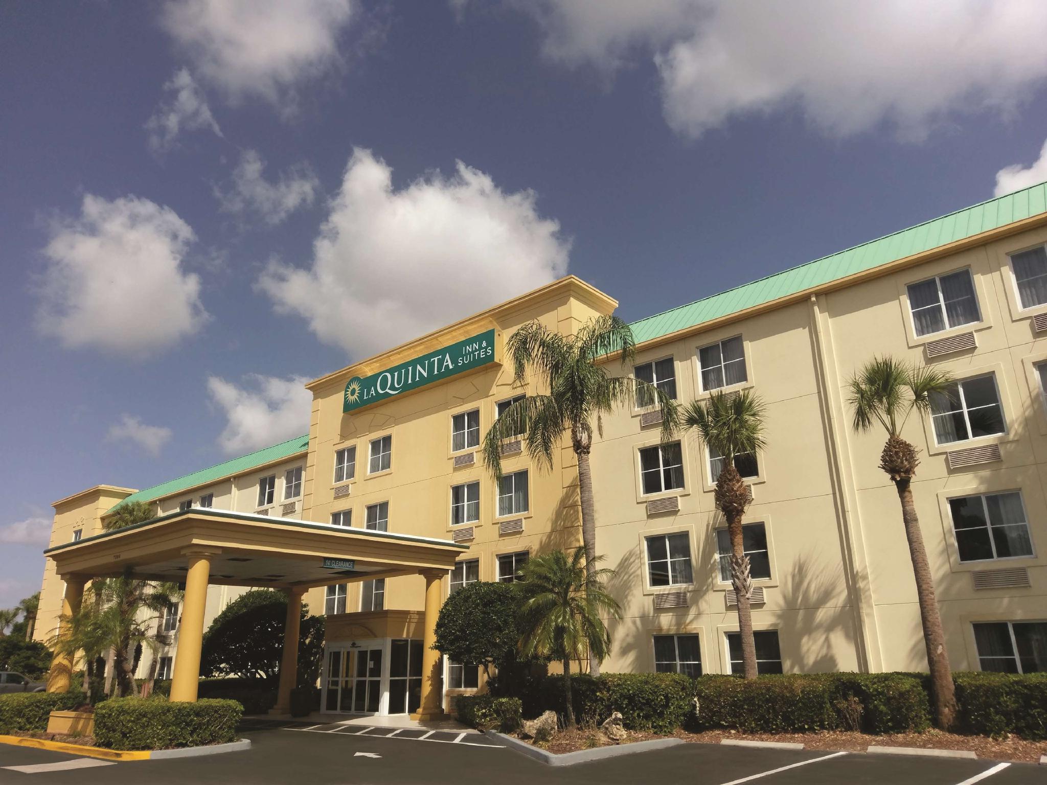 La Quinta By Wyndham Melbourne Viera Hotel Exterior foto